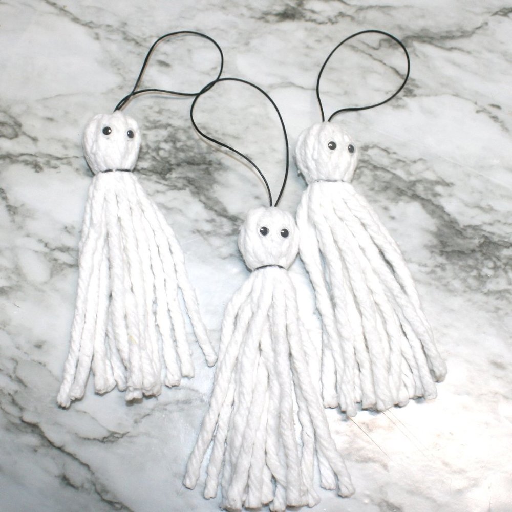 HAND CRAFTED Ghosts Set of 3 Hanging Wall Decor Halloween Spooky Purse Charms